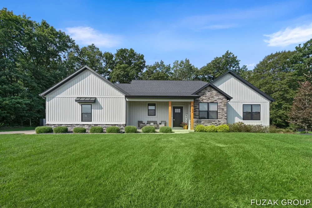 4154 Meyer Drive Hamilton, MI 49419