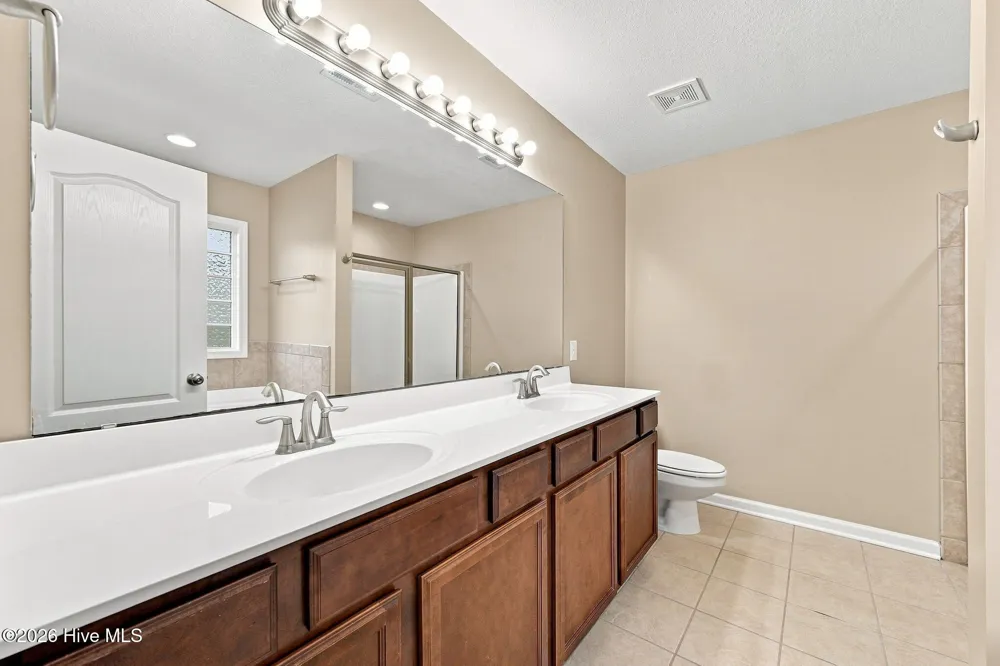 104 Cavalier Drive Jacksonville, NC 28546
