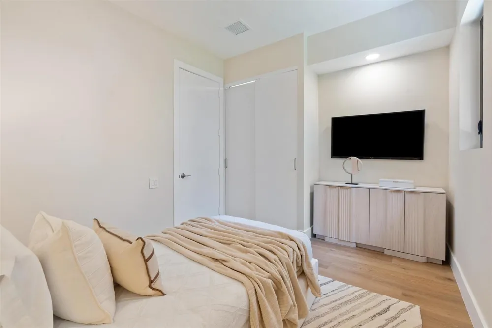 4484 Bocaire Boulevard Boca Raton, FL 33487