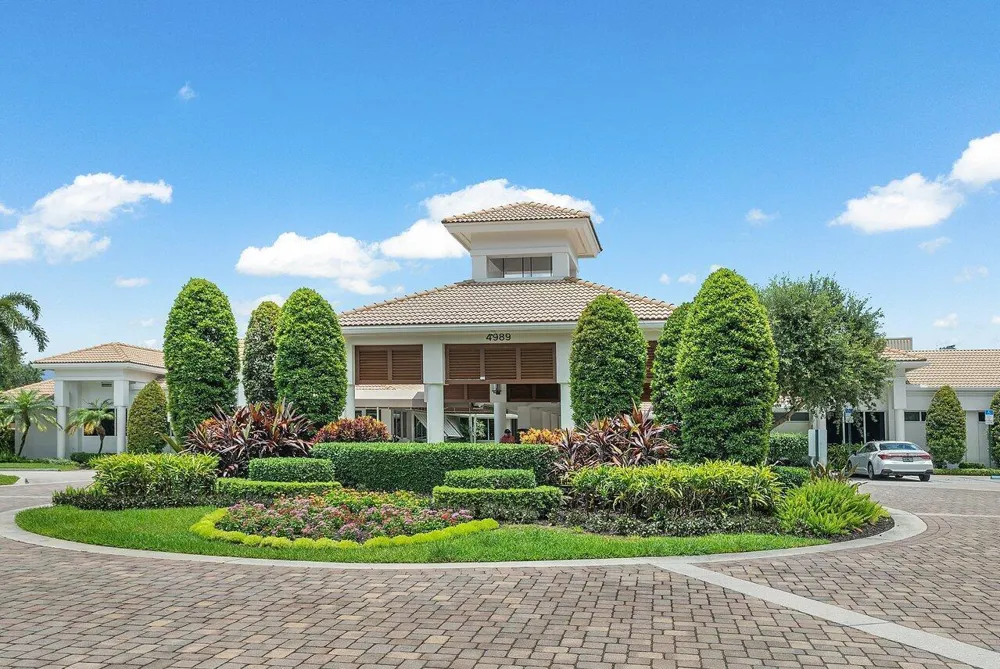 4484 Bocaire Boulevard Boca Raton, FL 33487