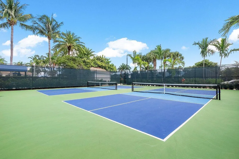 4484 Bocaire Boulevard Boca Raton, FL 33487