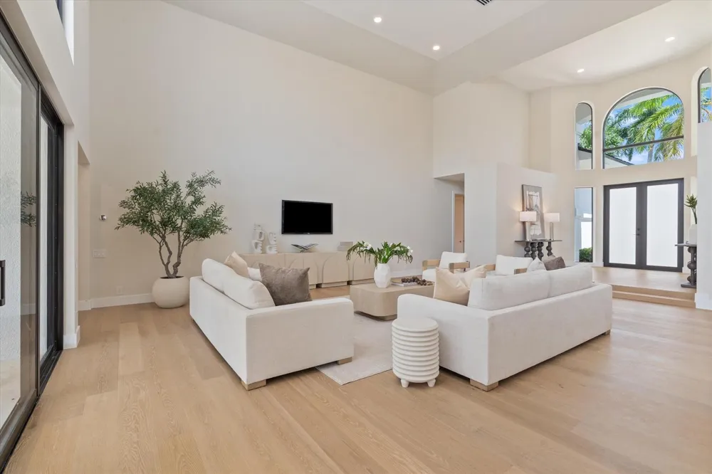 4484 Bocaire Boulevard Boca Raton, FL 33487