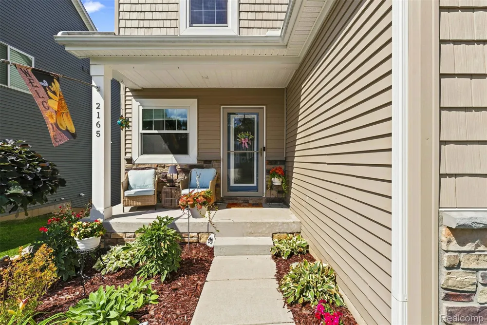 2165 Rolling Hills Drive Holly Township, MI 48442