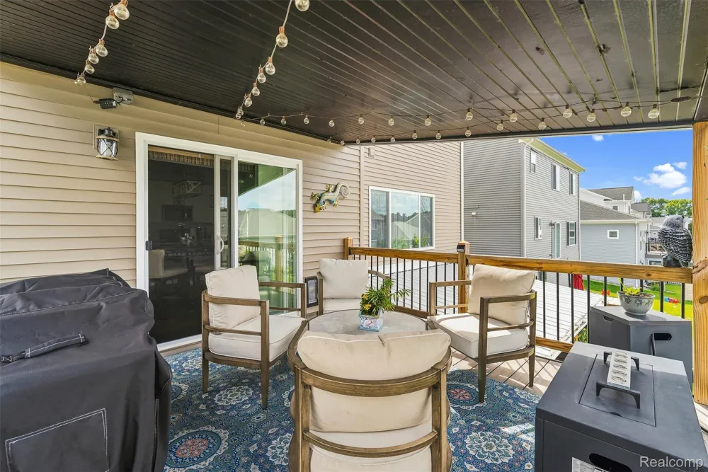 2165 Rolling Hills Drive Holly Township, MI 48442