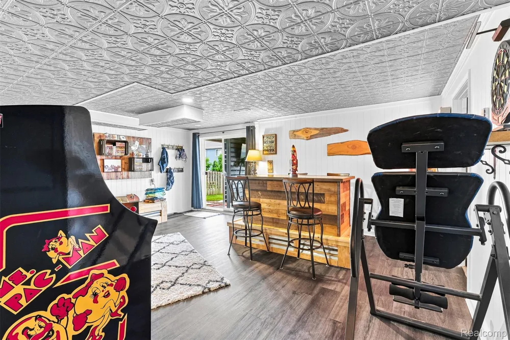 2165 Rolling Hills Drive Holly Township, MI 48442