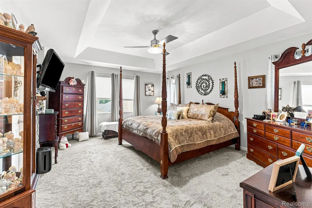 2165 Rolling Hills Drive Holly Township, MI 48442