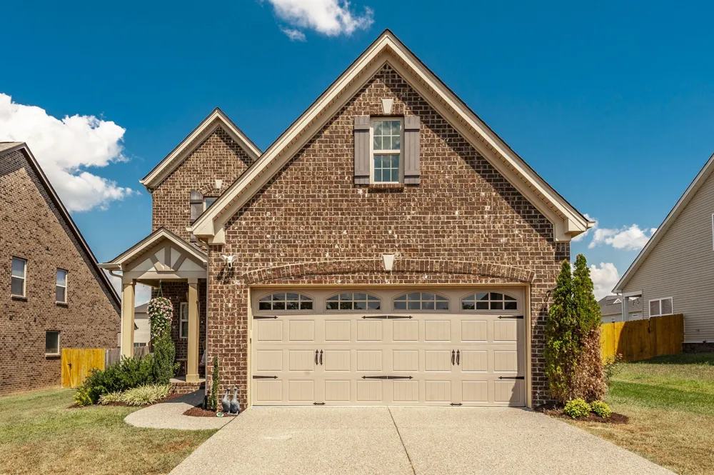 1020 Laurelwood Dr Gallatin, TN 37066