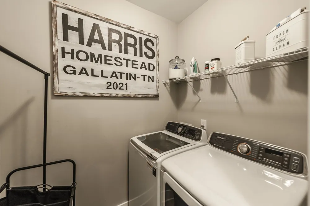 1020 Laurelwood Dr Gallatin, TN 37066