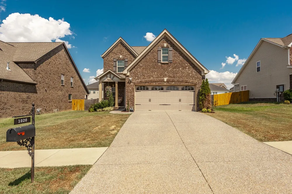 1020 Laurelwood Dr Gallatin, TN 37066
