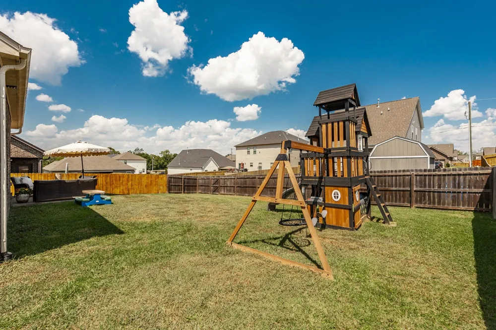 1020 Laurelwood Dr Gallatin, TN 37066
