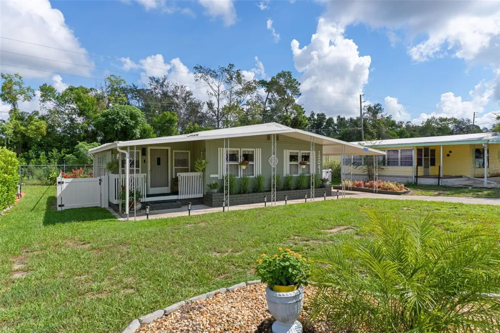 12041 FAIRWAY AVENUE Brooksville, FL 34613