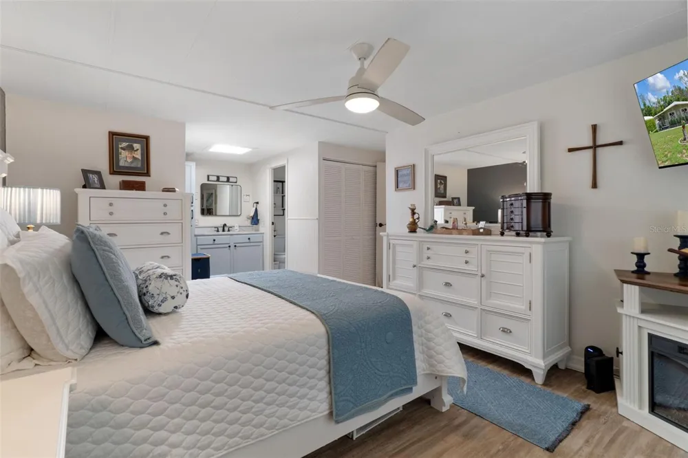 12041 FAIRWAY AVENUE Brooksville, FL 34613