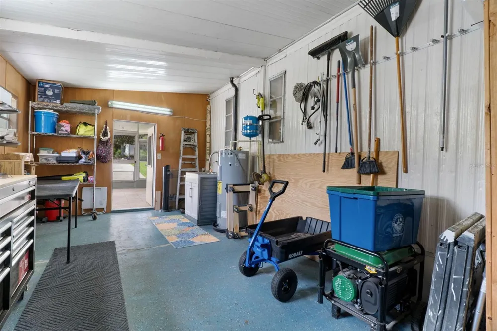 12041 FAIRWAY AVENUE Brooksville, FL 34613