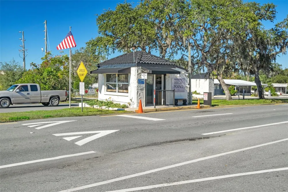 12041 FAIRWAY AVENUE Brooksville, FL 34613