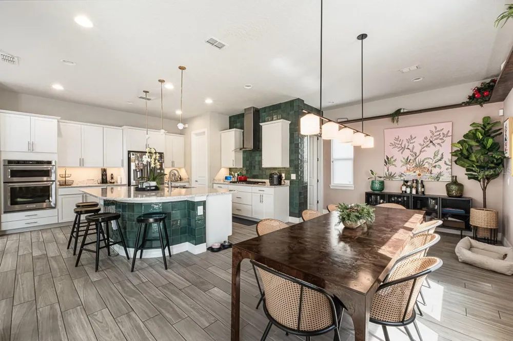 11262 LEMON LAKE BOULEVARD Orlando, FL 32836