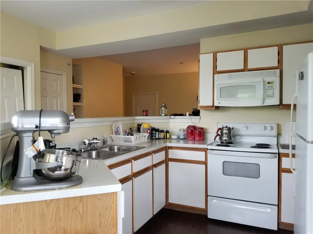 2320 Gracy Farms Lane #1213 Austin, TX 78758