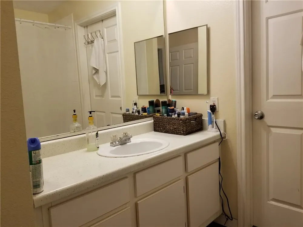 2320 Gracy Farms Lane #1213 Austin, TX 78758