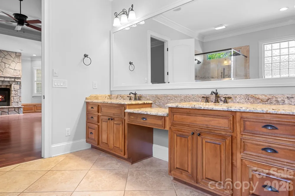 2215 Whiskery Drive Waxhaw, NC 28173