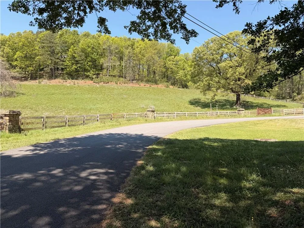 90 Tower Drive Cartersville, GA 30120