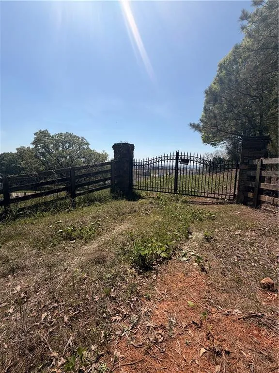 90 Tower Drive Cartersville, GA 30120