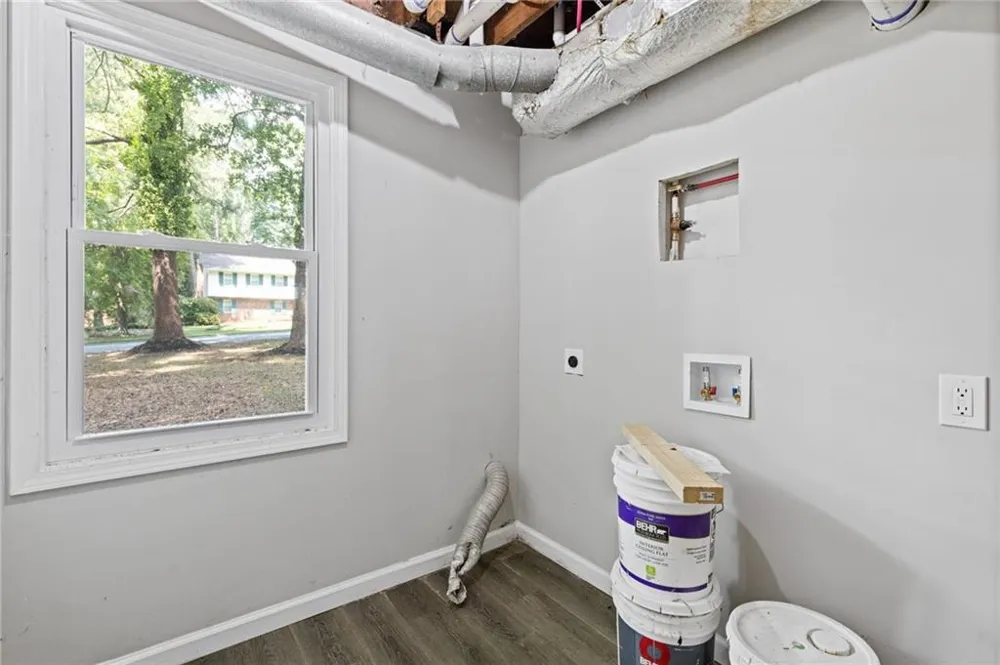 2176 Deer Trail Suwanee, GA 30024