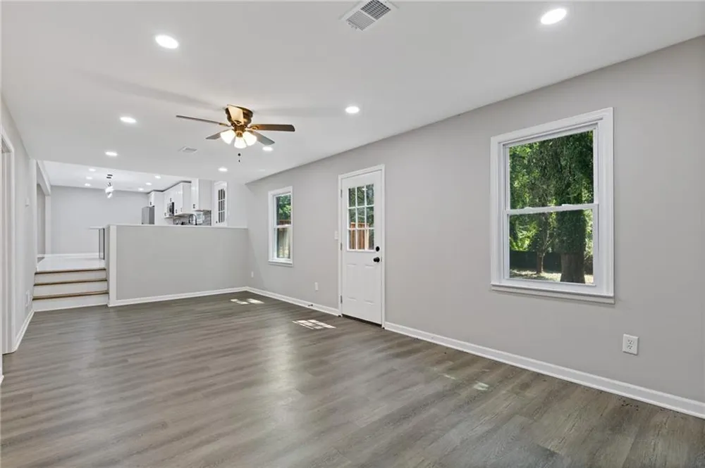 2176 Deer Trail Suwanee, GA 30024