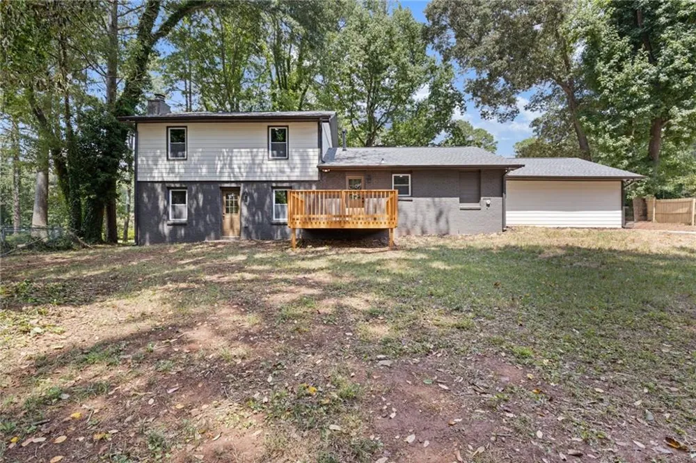 2176 Deer Trail Suwanee, GA 30024