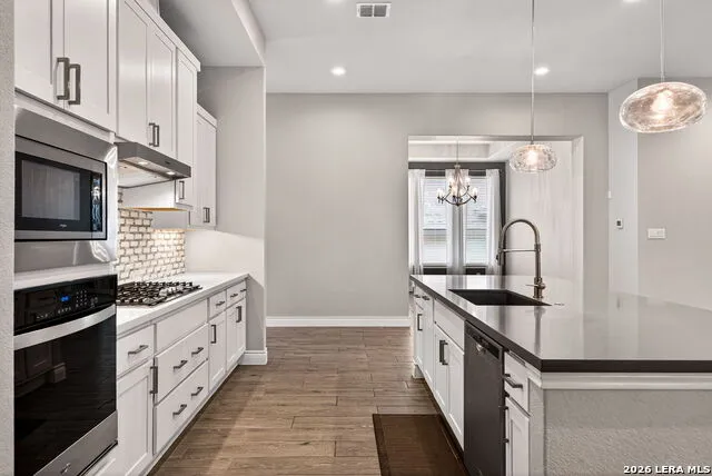 9012 Raven pointe San Antonio, TX 78255