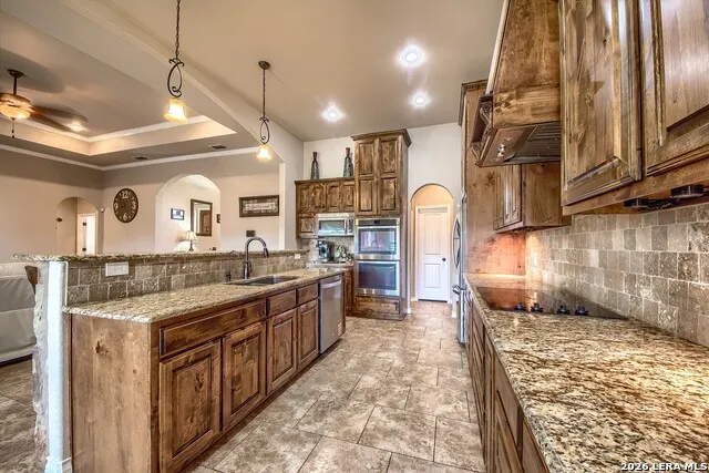 125 BUCKS LN La Vernia, TX 78121