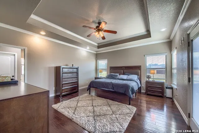125 BUCKS LN La Vernia, TX 78121