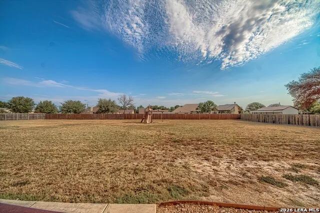 125 BUCKS LN La Vernia, TX 78121