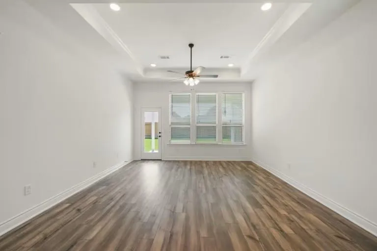 661 Amber Falls Drive Montgomery, TX 77356