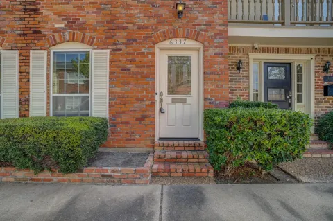6337 Del Monte Drive #96
