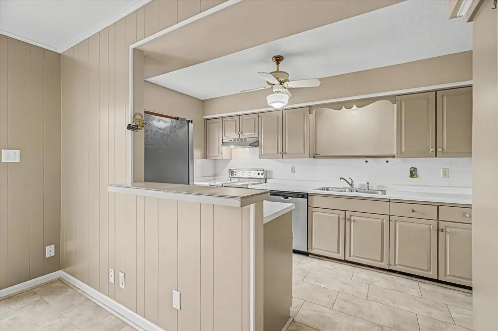6337 Del Monte Drive #96 Houston, TX 77057
