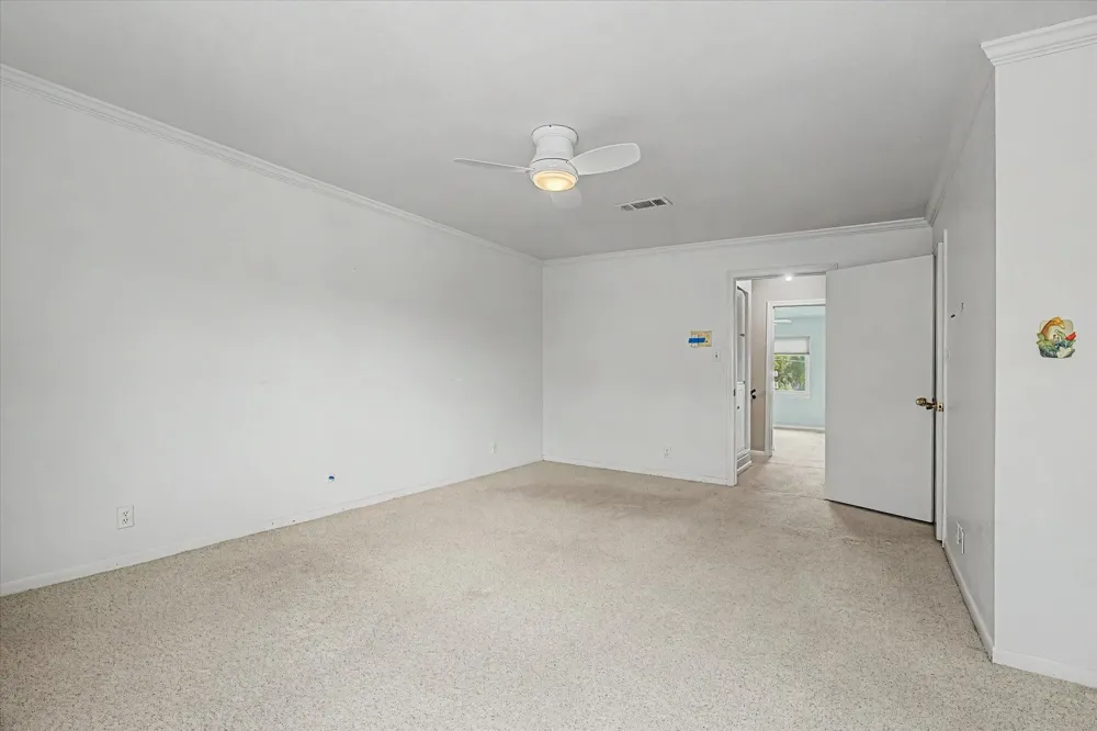 6337 Del Monte Drive #96 Houston, TX 77057