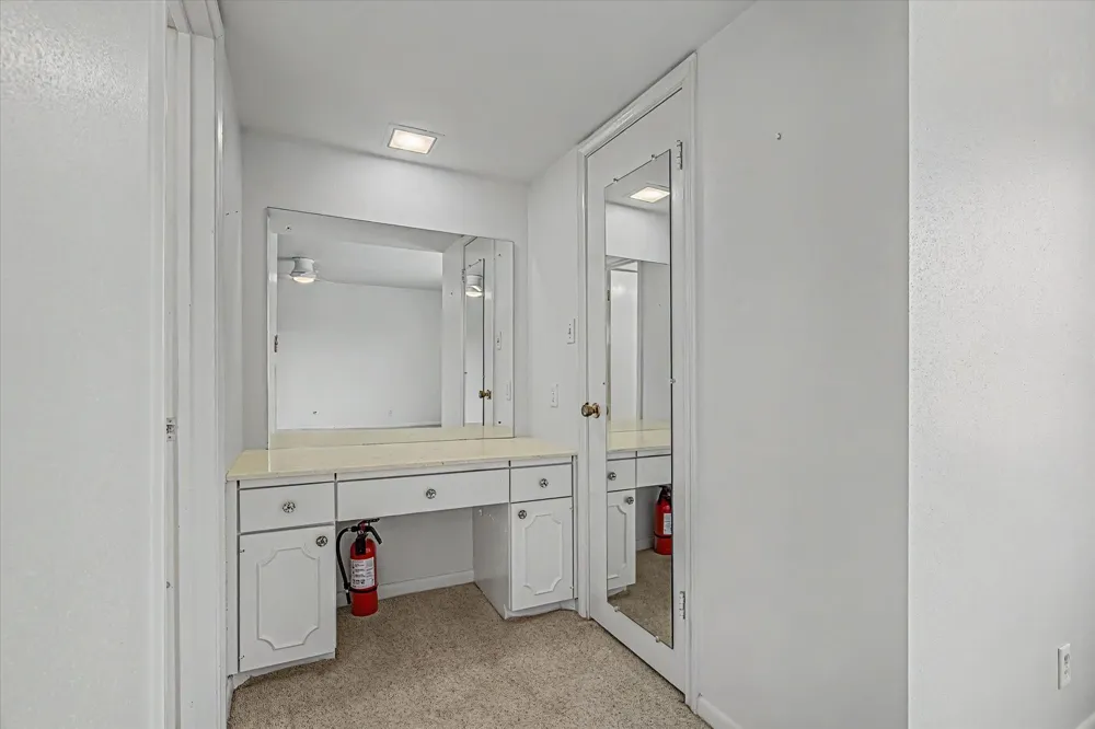 6337 Del Monte Drive #96 Houston, TX 77057