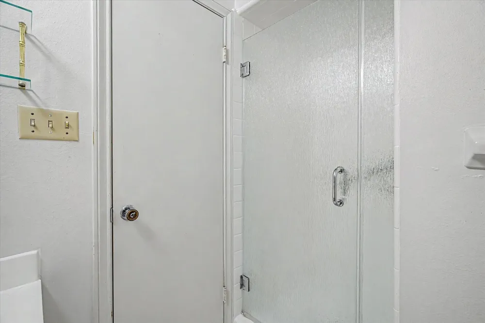 6337 Del Monte Drive #96 Houston, TX 77057