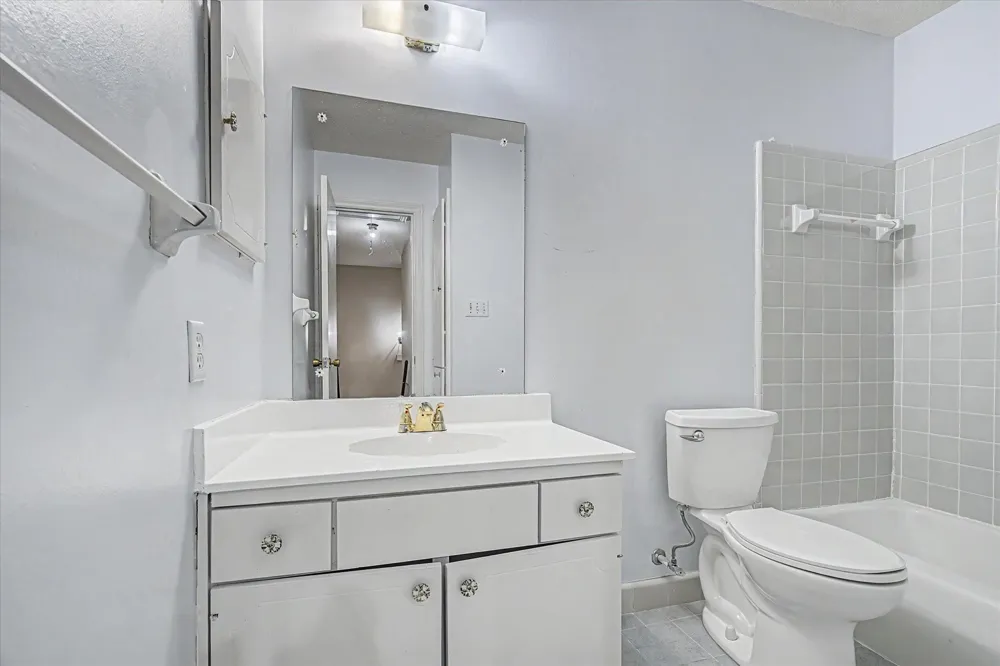6337 Del Monte Drive #96 Houston, TX 77057