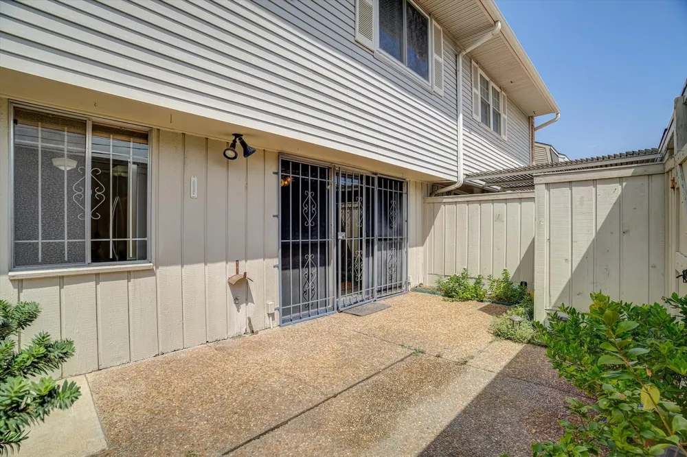 6337 Del Monte Drive #96 Houston, TX 77057