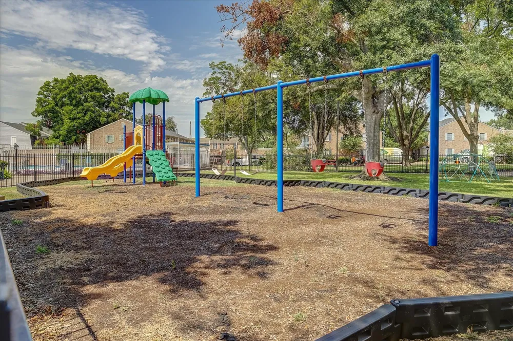 6337 Del Monte Drive #96 Houston, TX 77057