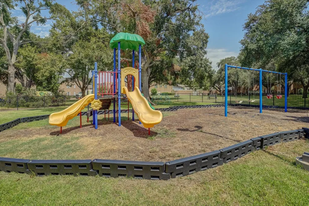6337 Del Monte Drive #96 Houston, TX 77057