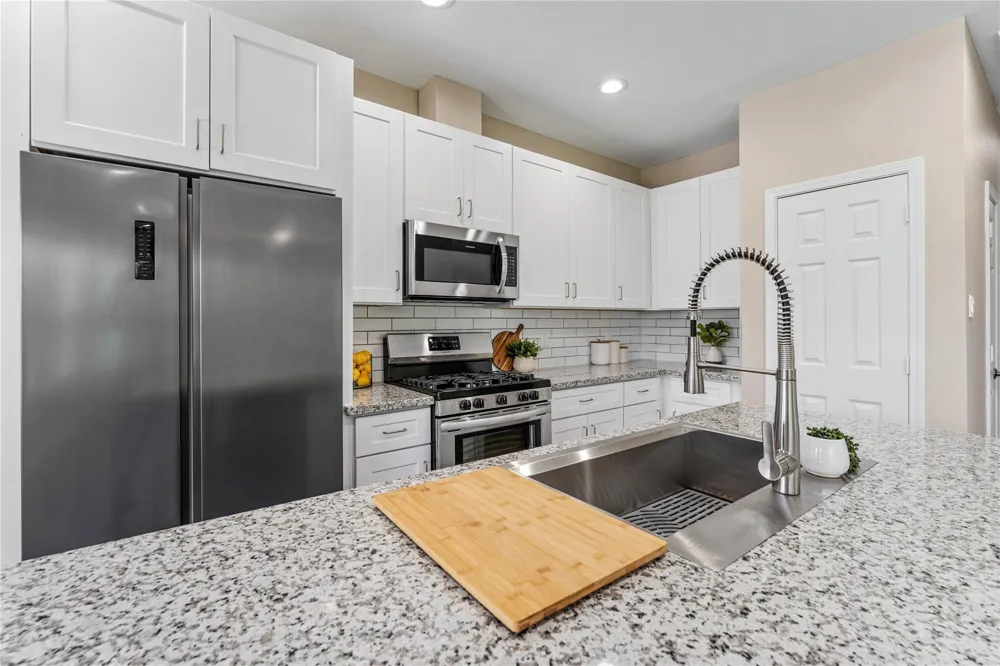 5307 Groveton Street #B Houston, TX 77033