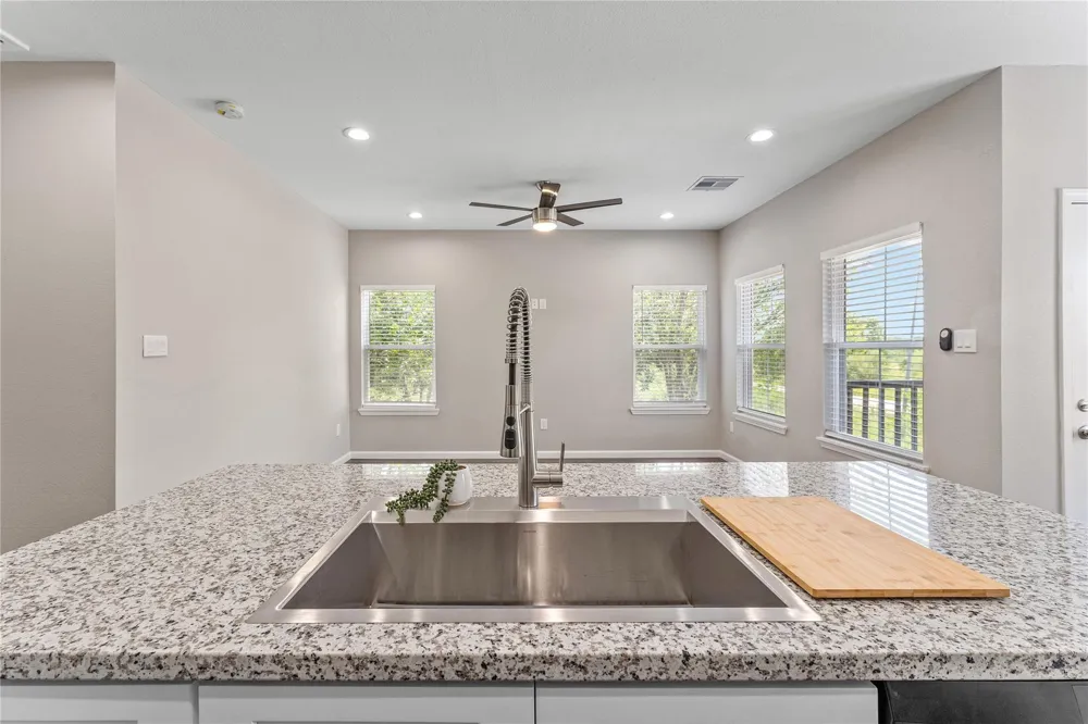 5307 Groveton Street #B Houston, TX 77033
