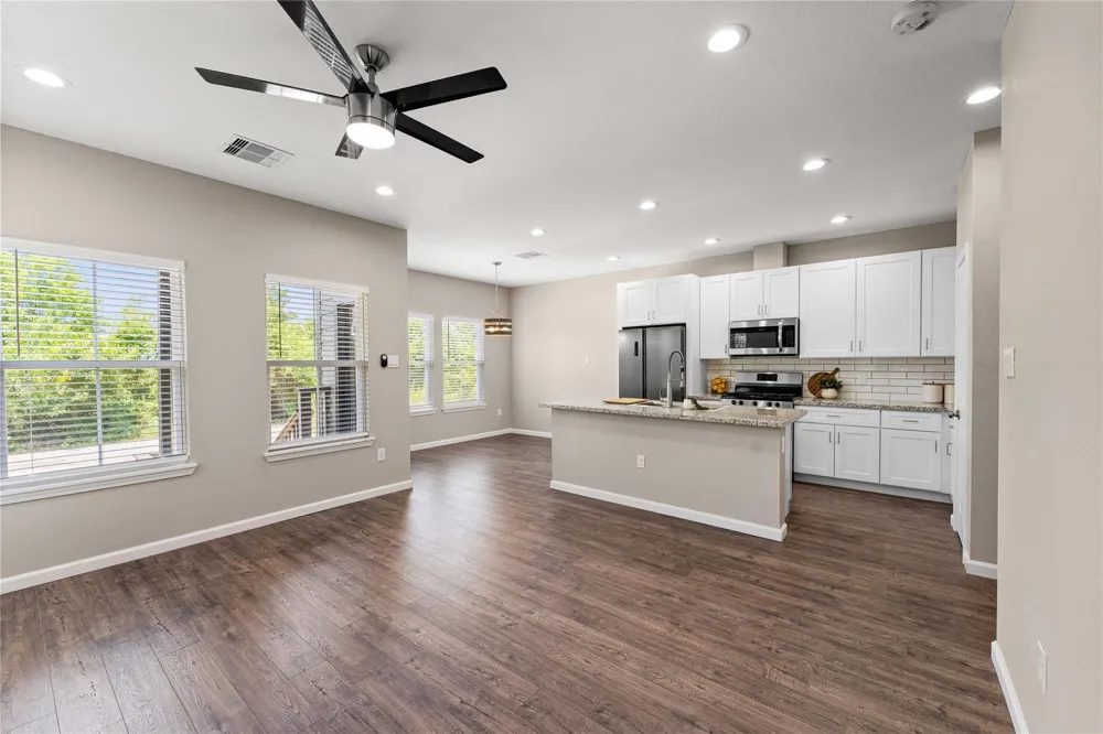 5307 Groveton Street #B Houston, TX 77033