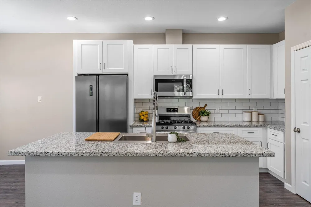 5307 Groveton Street #B Houston, TX 77033