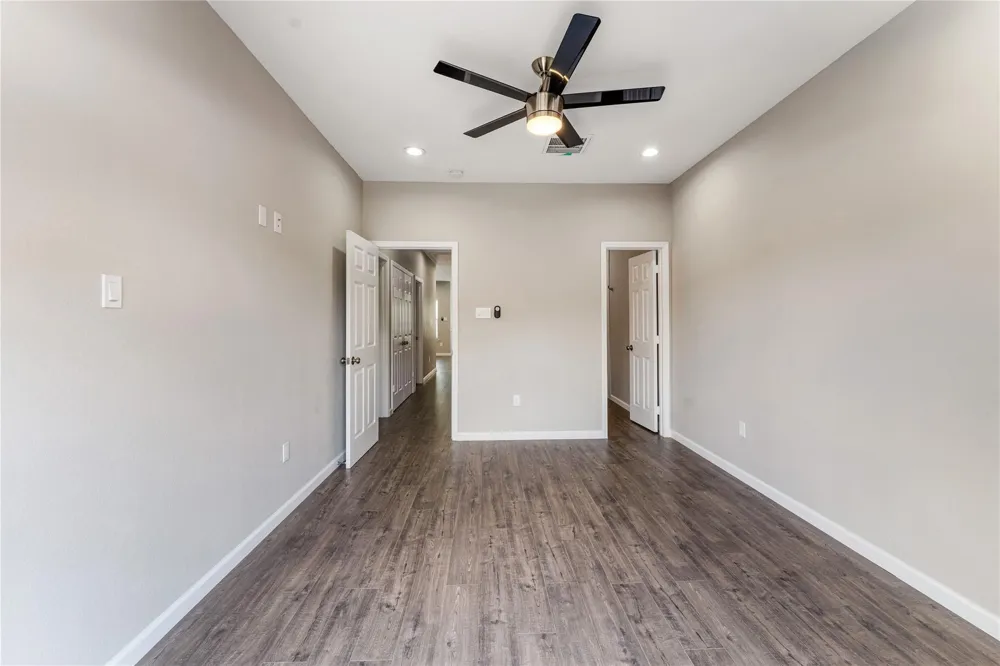 5307 Groveton Street #B Houston, TX 77033