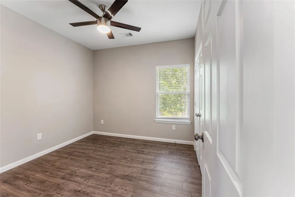 5307 Groveton Street #B Houston, TX 77033