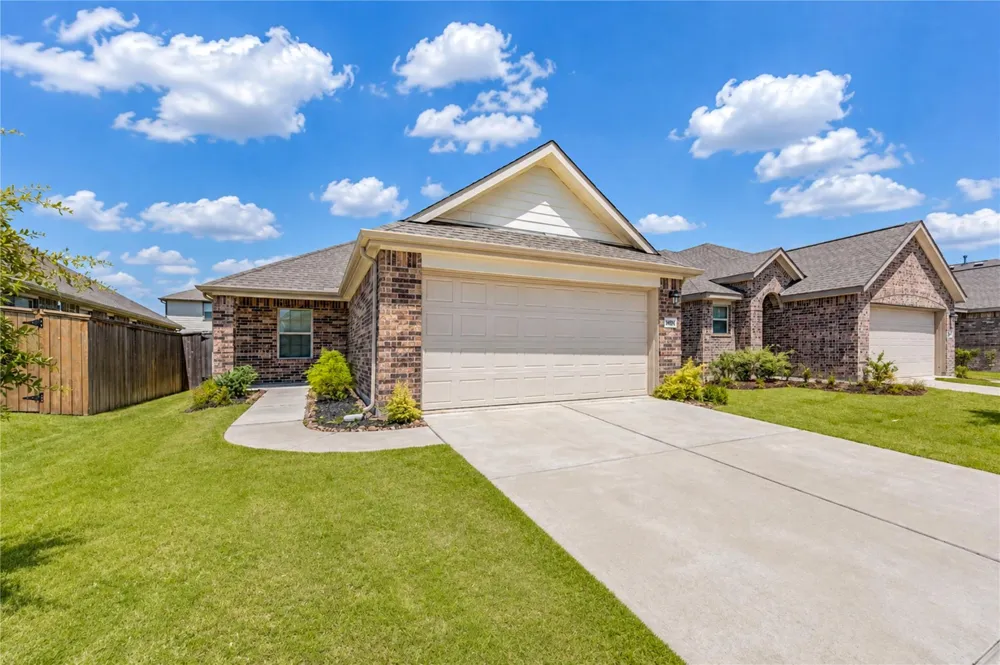 19450 Rosali Meadow Drive New Caney, TX 77357