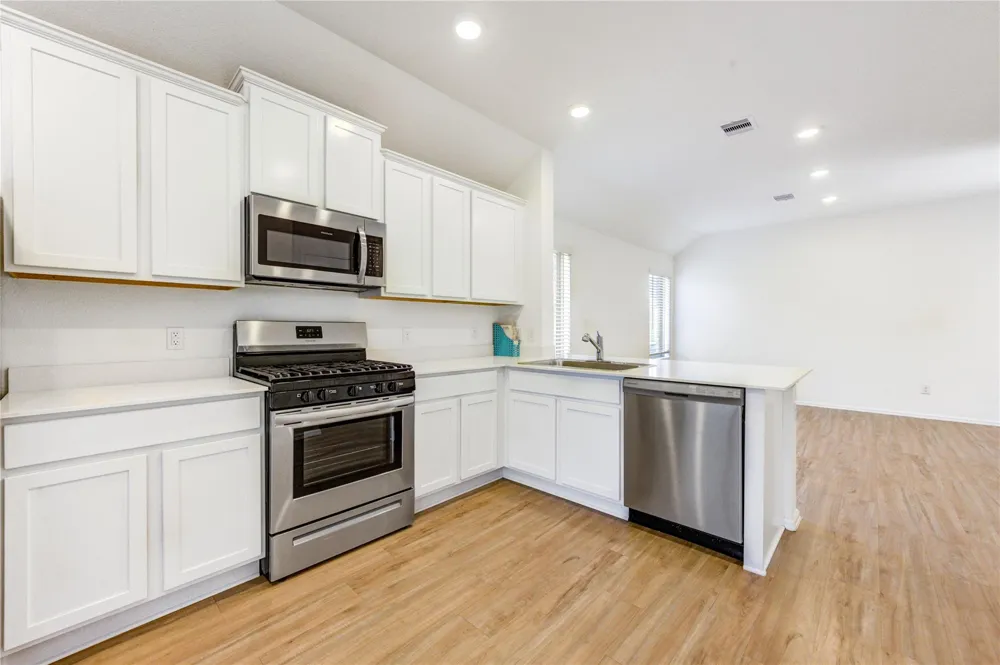 19450 Rosali Meadow Drive New Caney, TX 77357