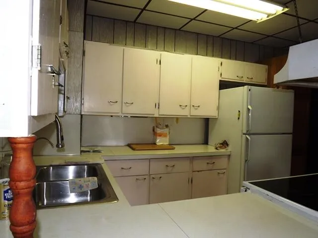 1500 Hull Street NE Sparta, MI 49345